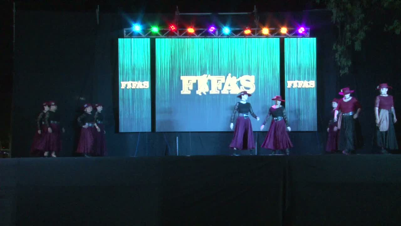 Escenario Hermanos Ábalos (Sábado 10)